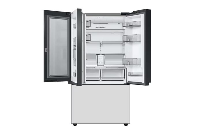 BESPOKE French Door Smart Refrigerator with Customizable Panels